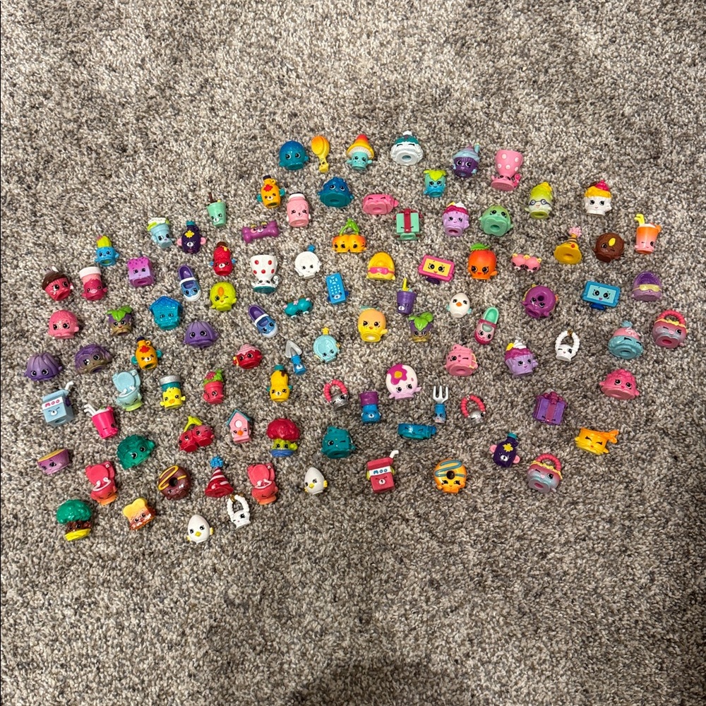 Season 4 Shopkins Bundle!